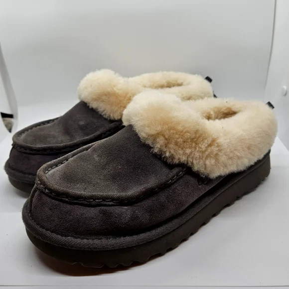 Ugg grove moccasin sale slippers